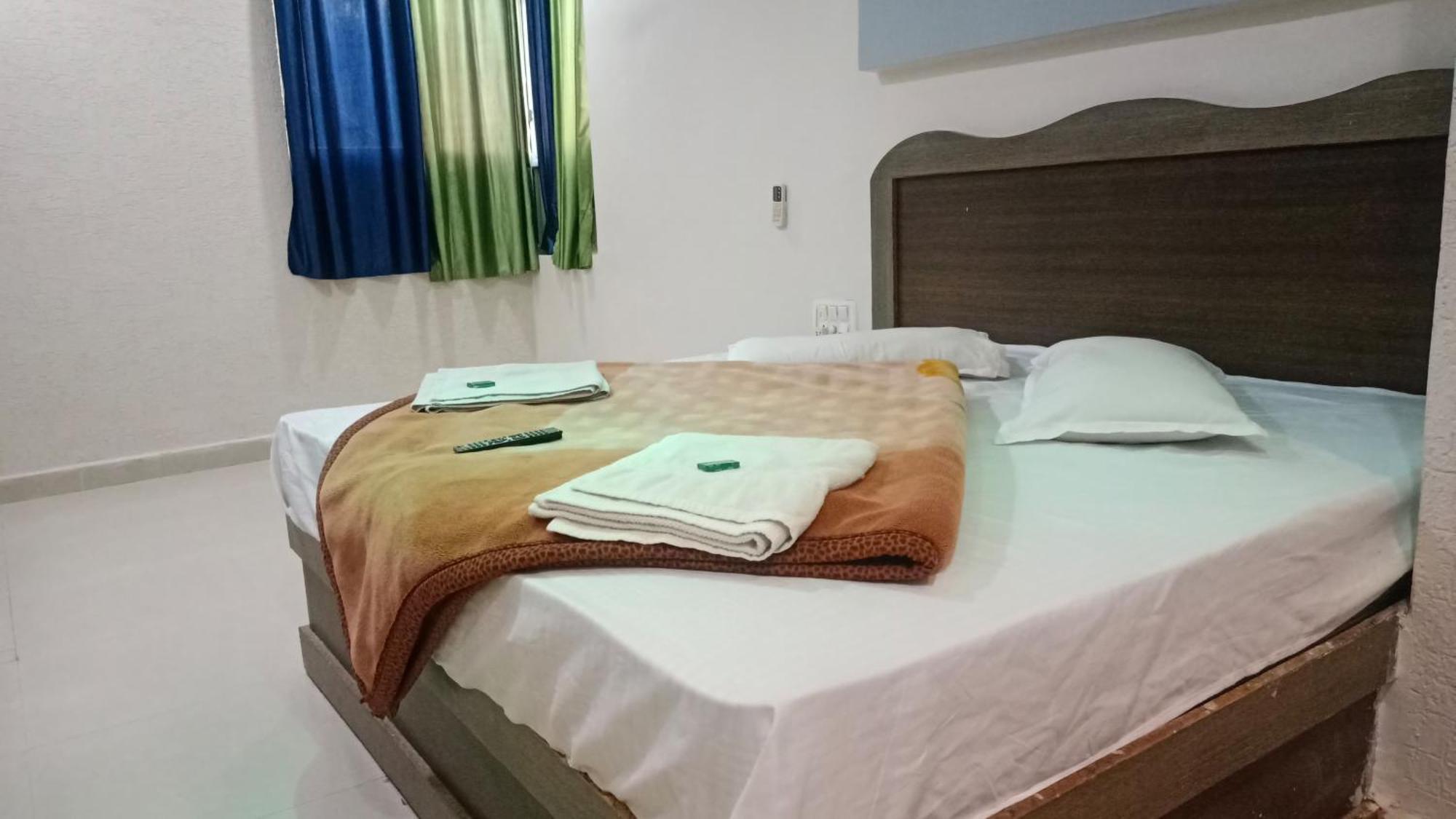 New Hotel Rajvihar Pachmarhī Εξωτερικό φωτογραφία
