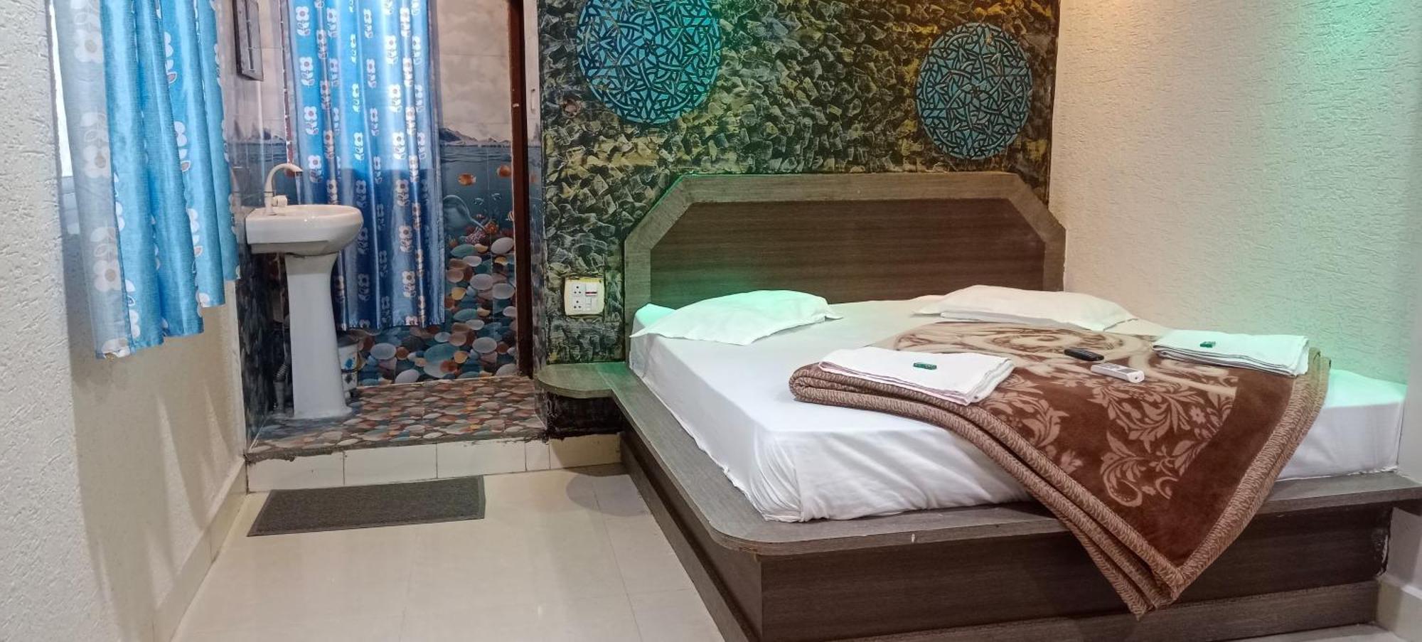 New Hotel Rajvihar Pachmarhī Εξωτερικό φωτογραφία